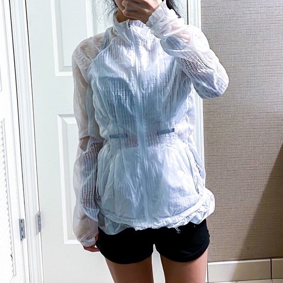 rare Lululemon Run Wild Mesh jacket 2012 - Picture 2 of 7